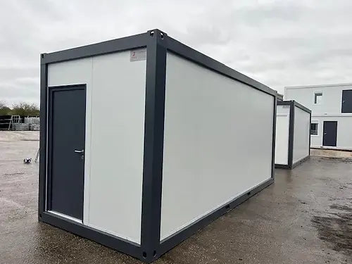 Contentor de escritório padrão com 3 janelas