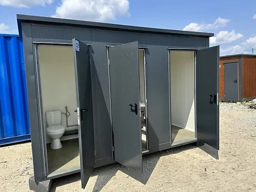Contentor sanitário com 3 cabines