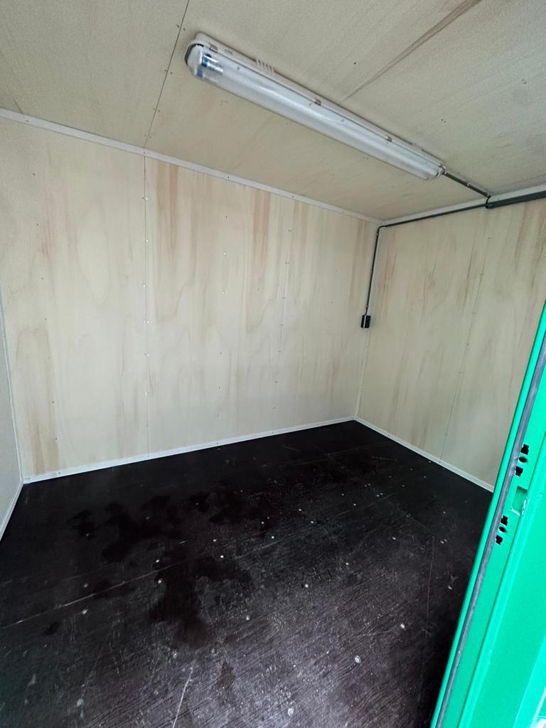 CONTENTOR COMBINADO DE 20 PÉS