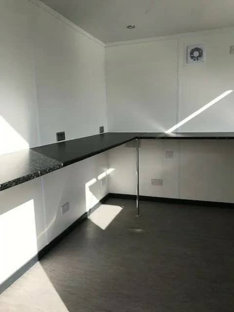 Contentor marítimo de 3m x 2,4m para alimentos/hambúrgueres/cafés - Birmingham