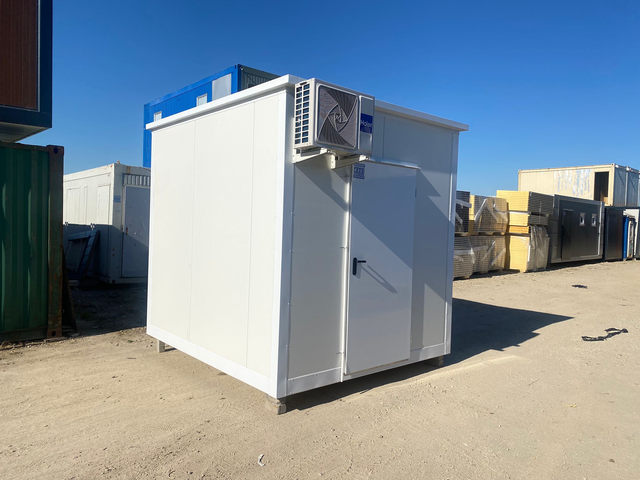 CONTENTOR PARA SALA DE SERVIDORES 250×280 COM AR CONDICIONADO