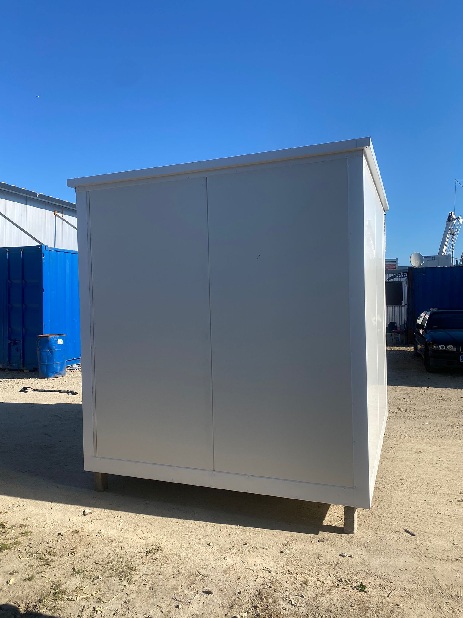 CONTENTOR PARA SALA DE SERVIDORES 250×280 COM AR CONDICIONADO