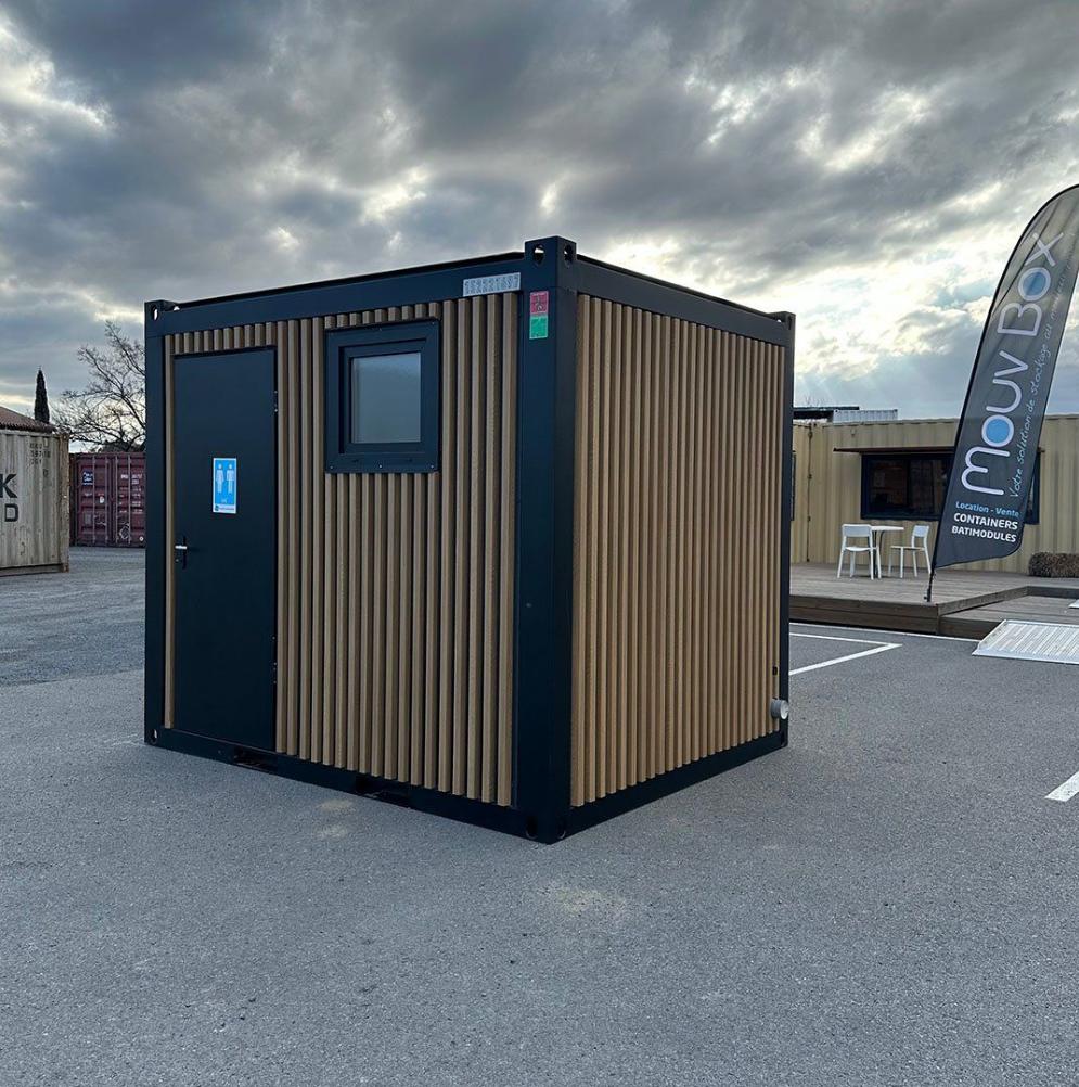 Módulo 10′ Instalações sanitárias (WC/ Urinoir/ Duche/ Lavatórios) + Revestimento