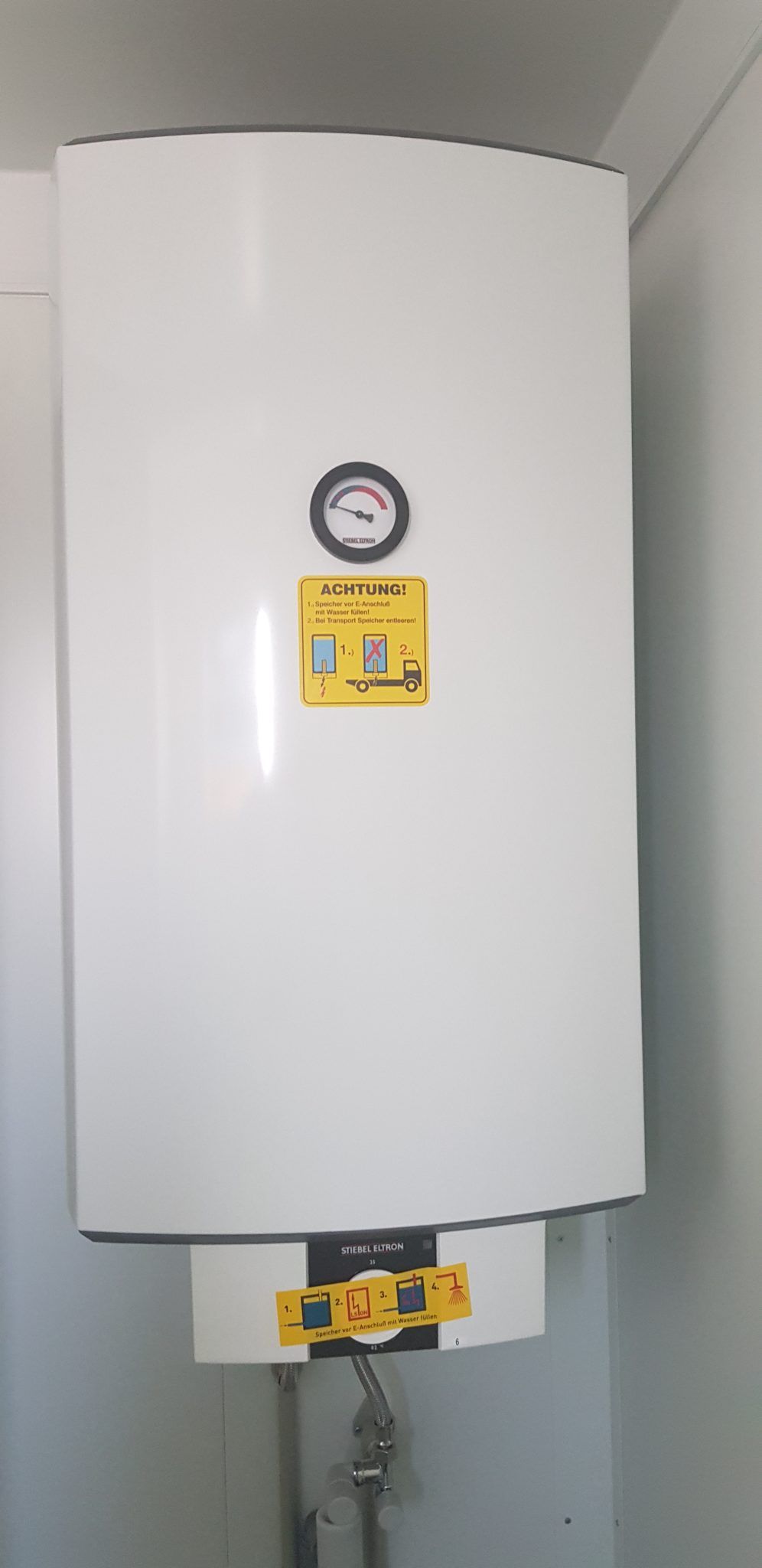 Módulo 10′ Instalações sanitárias (WC/ Urinoir/ Duche/ Lavatórios) + Revestimento