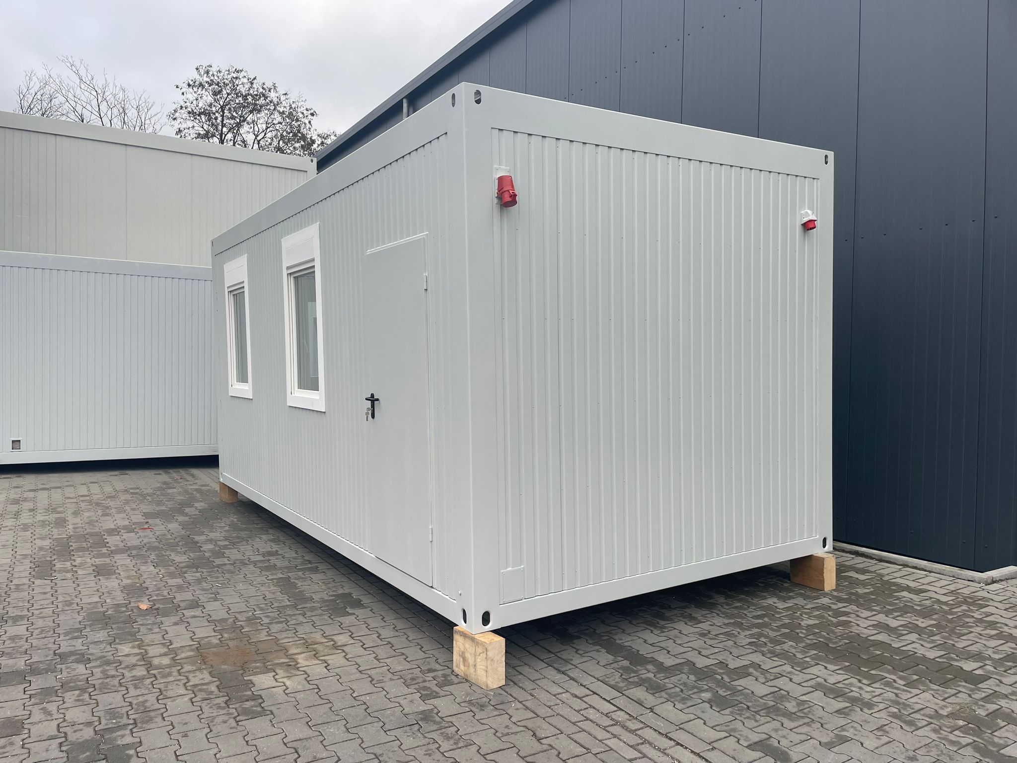 CONTENTOR DE ESCRITÓRIO 6X3