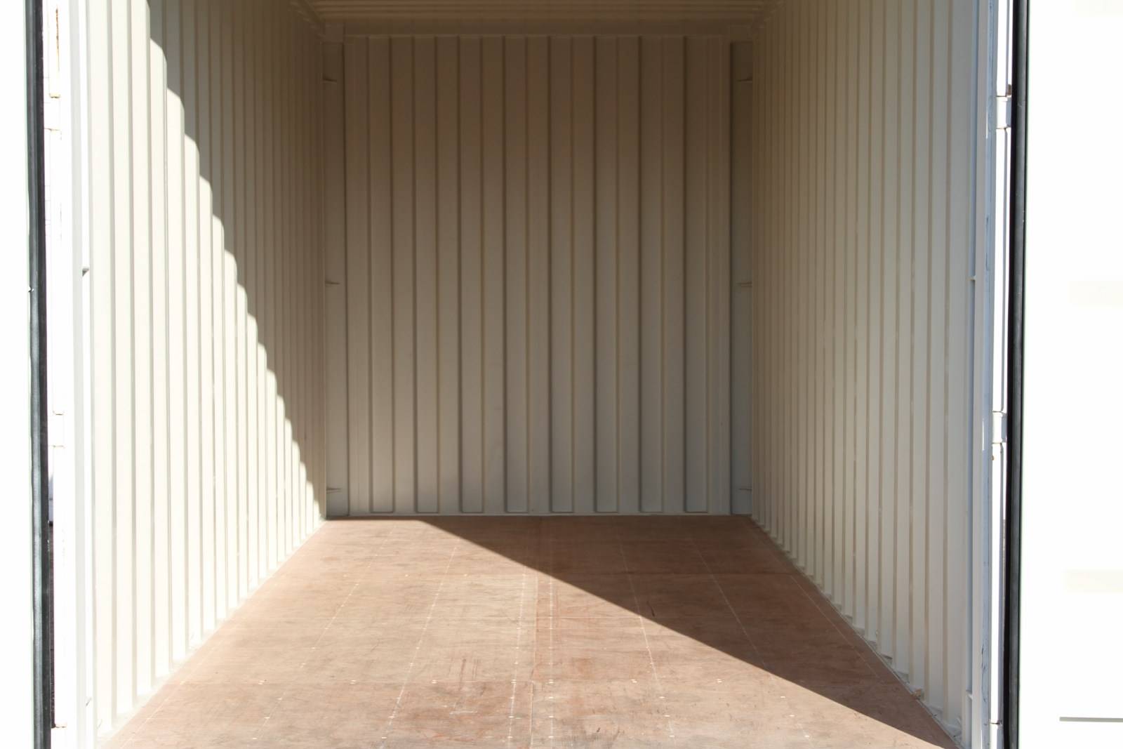 CONTENTOR DE TRANSPORTE BRANCO DE 20 PÉS HC (COMO NOVO)