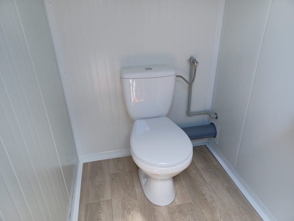 CONTENTOR SANITÁRIO DUPLO COM 2 CABINES 249x175x249