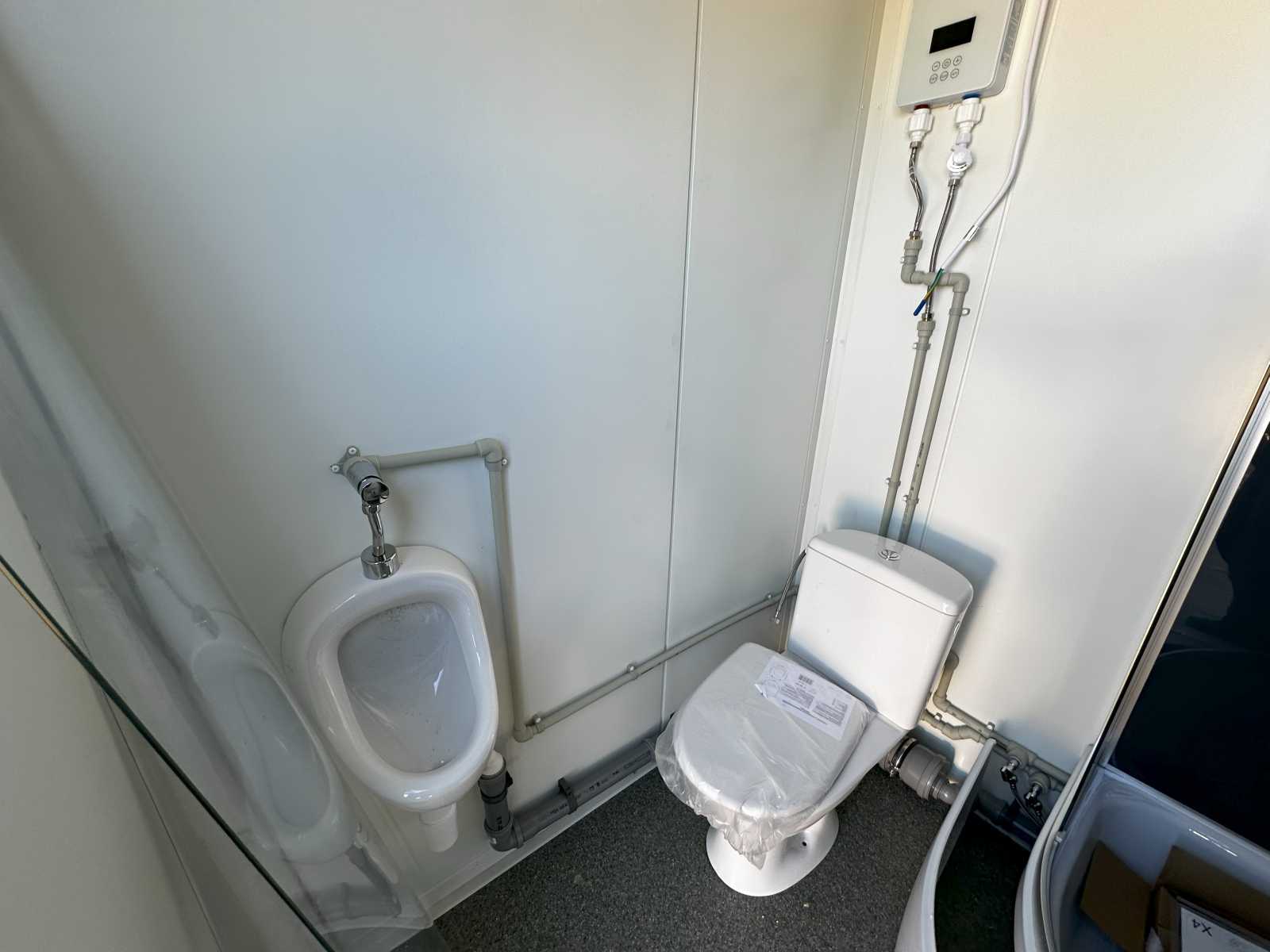 RECIPIENTE SANITÁRIO, VASO SANITÁRIO, DUCHE, URINOL