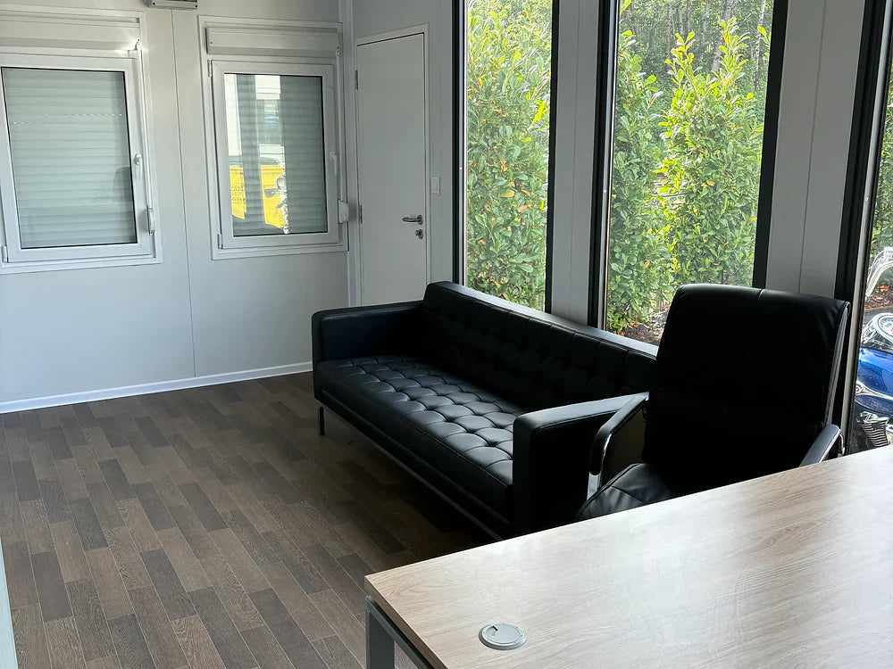 Mesa portátil com dois compartimentos