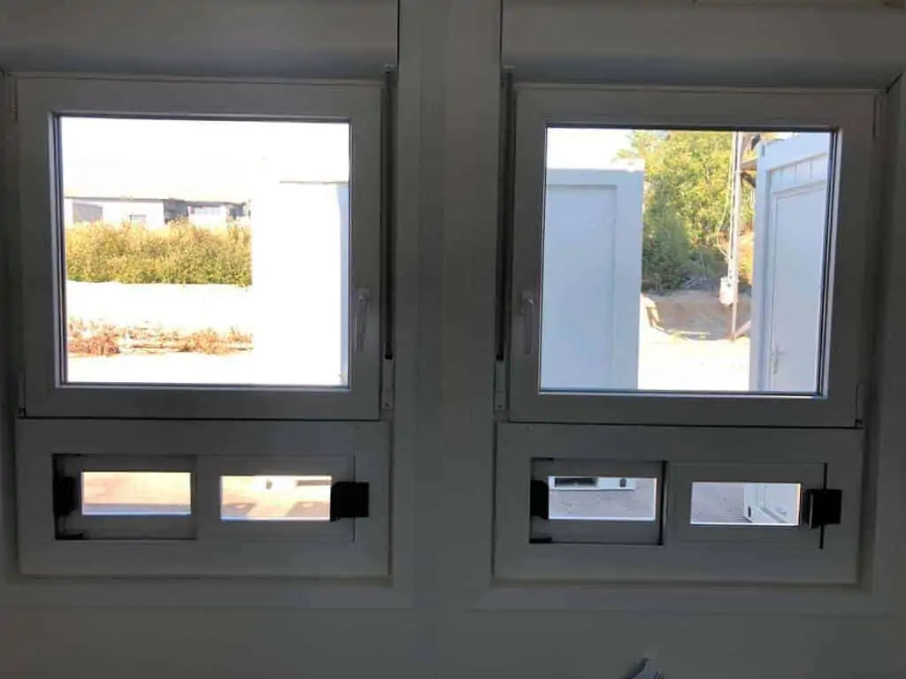 Contentor de venda de bilhetes