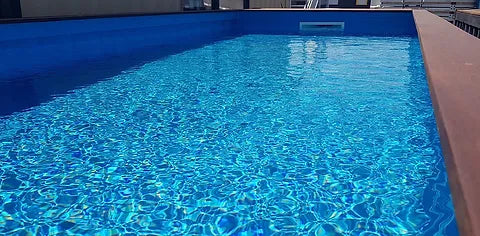 PRIVILÉGIO DE UTILIZAÇÃO DA PISCINA PARA CONTENTORES DE 20 PÉS
