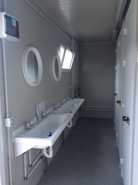 BOX PARA DUCHE (DIM. 6,00 X 2,40 M)